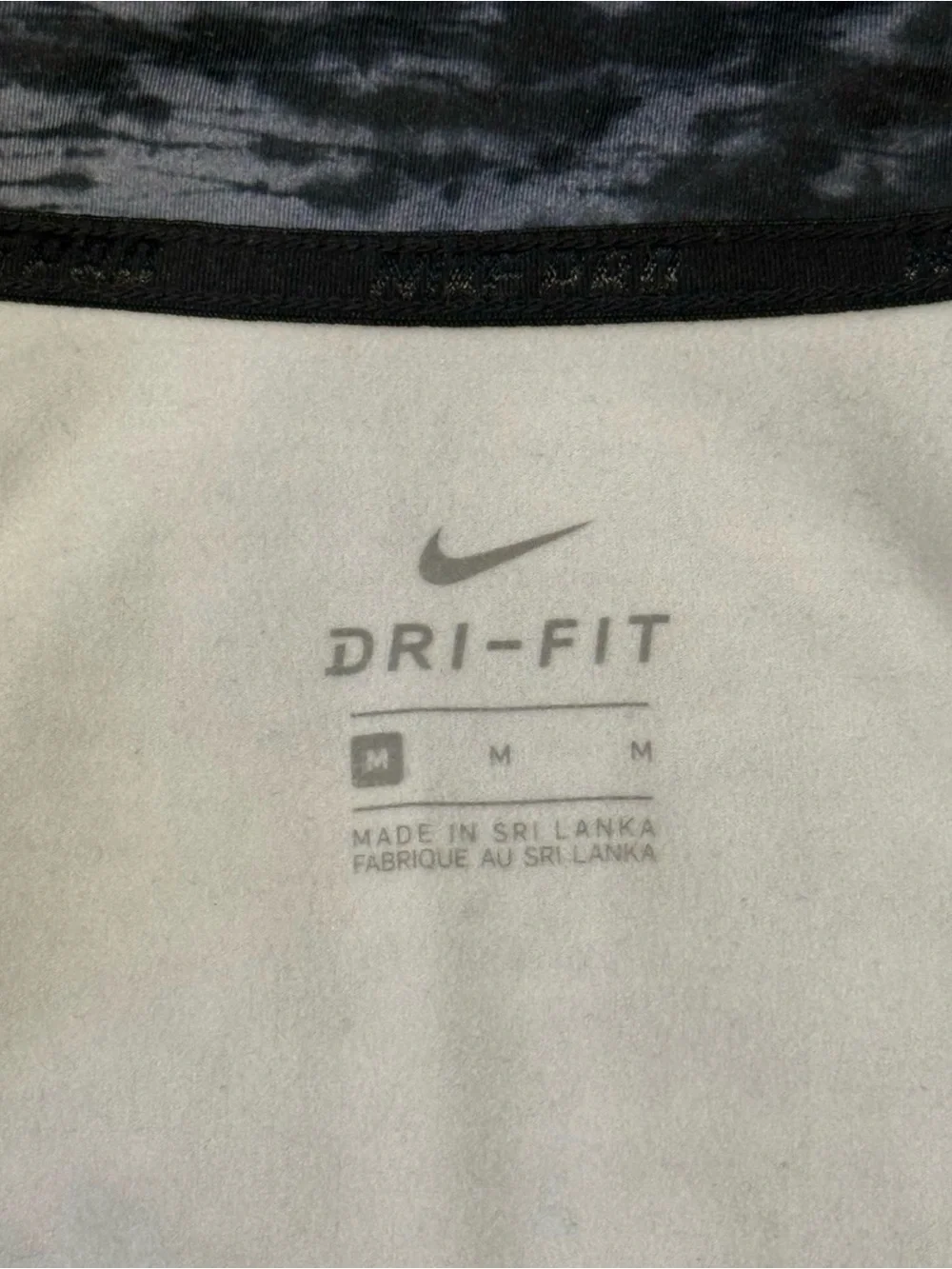 Nike Dri-FIT Women’s Medium 1/4 Zip Pullover Gray Black Athletic Running Top